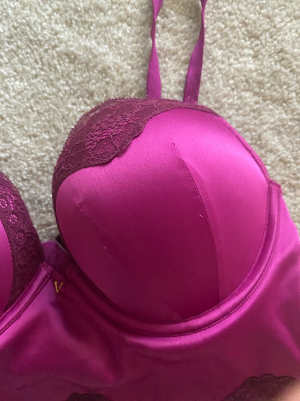 Victoria secret bombshell 34C padded underwire bonded side bra - Picture 3 of 9